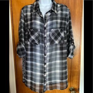 Silky plaid button up